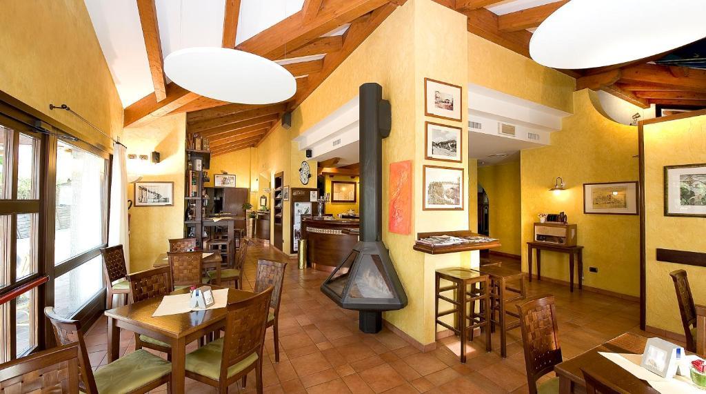 Albergo Costantini Tarcento Luaran gambar
